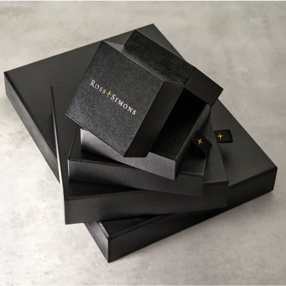 Ross-Simons Shiny 925 Silver graduated Beaded Necklace, with lobster claw clasp - Picture 9 of 11